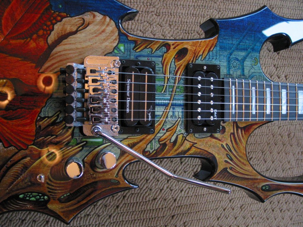 double-guitar-detail3